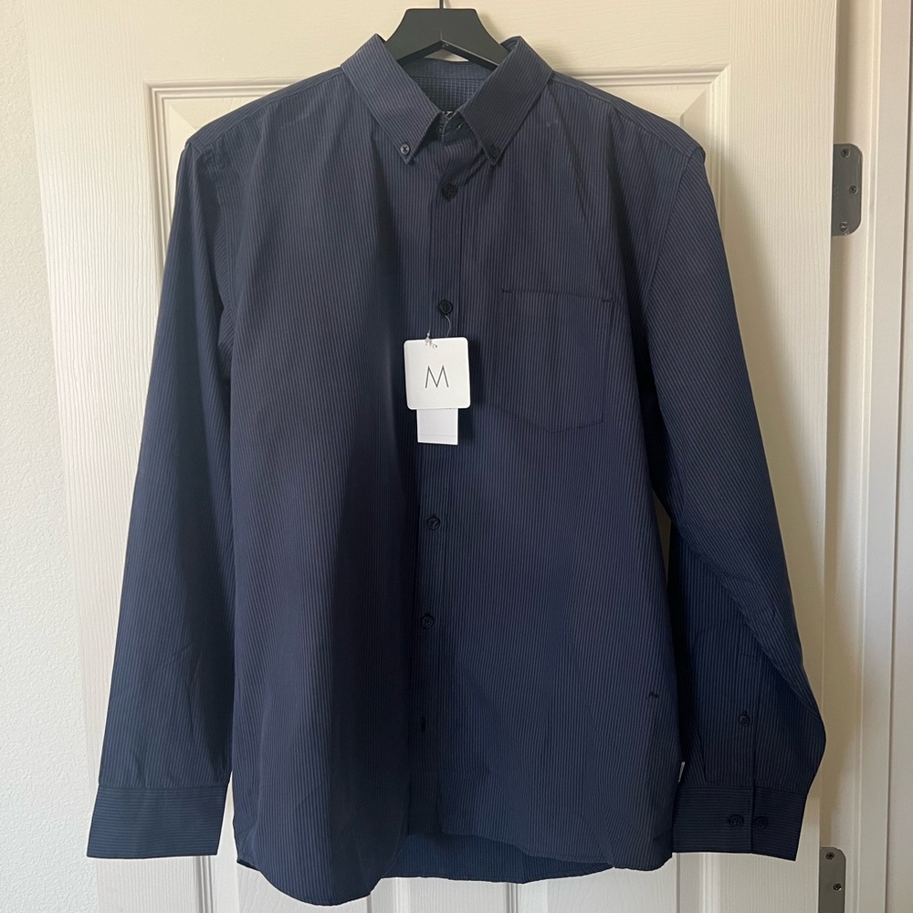 Calvin Klein Men’s button-down Shirt